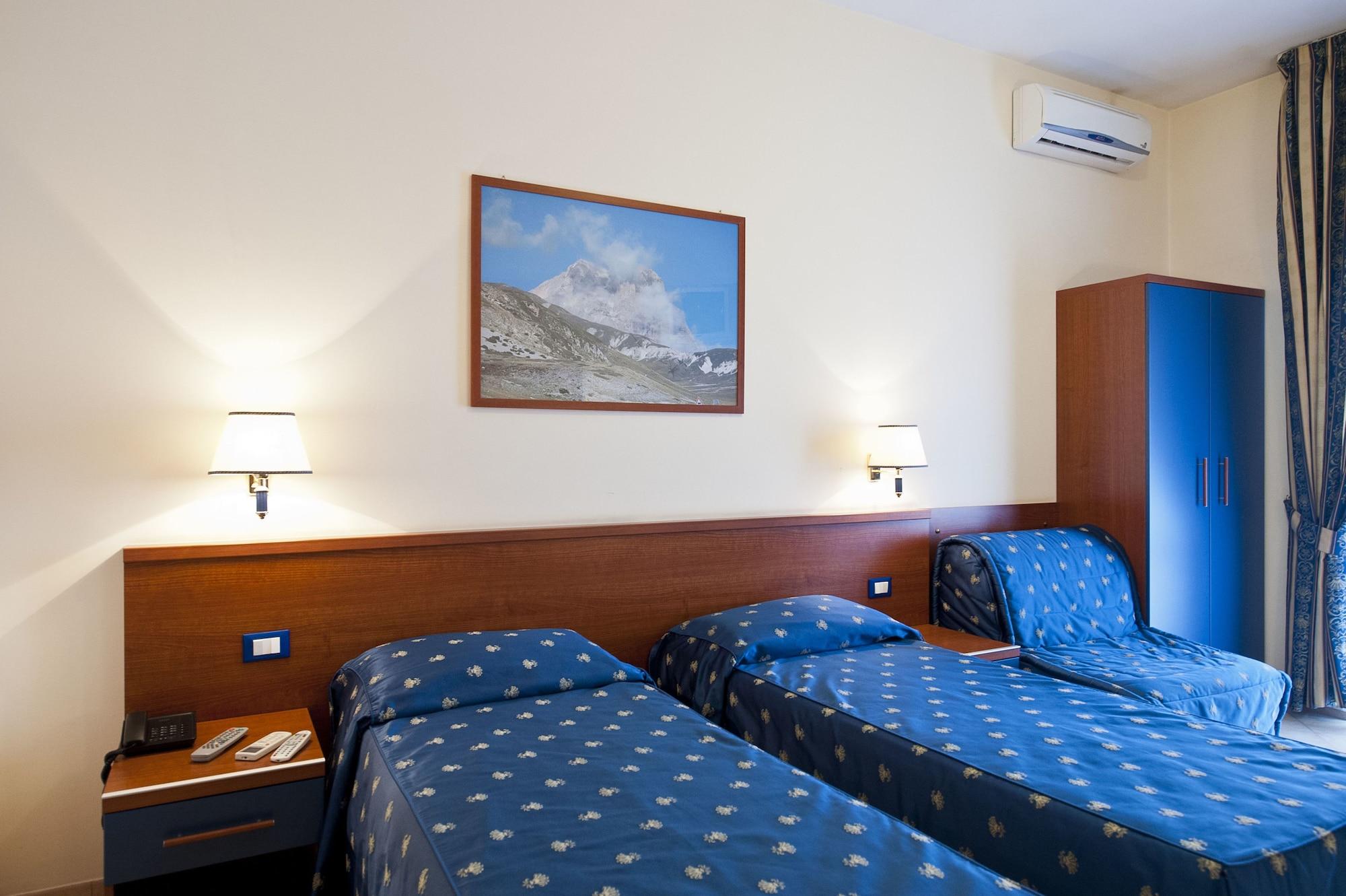 Hotel 4 Pini Rzym Zewnętrze zdjęcie