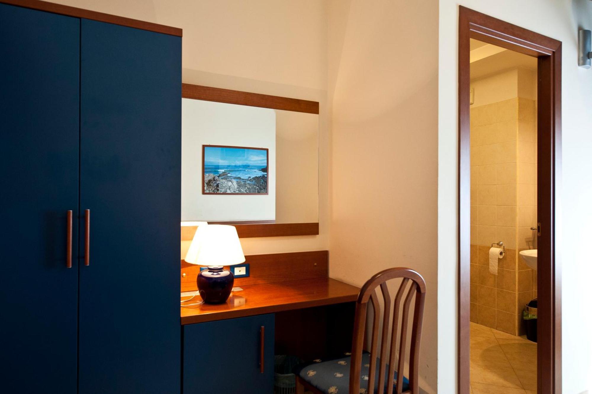 Hotel 4 Pini Rzym Zewnętrze zdjęcie