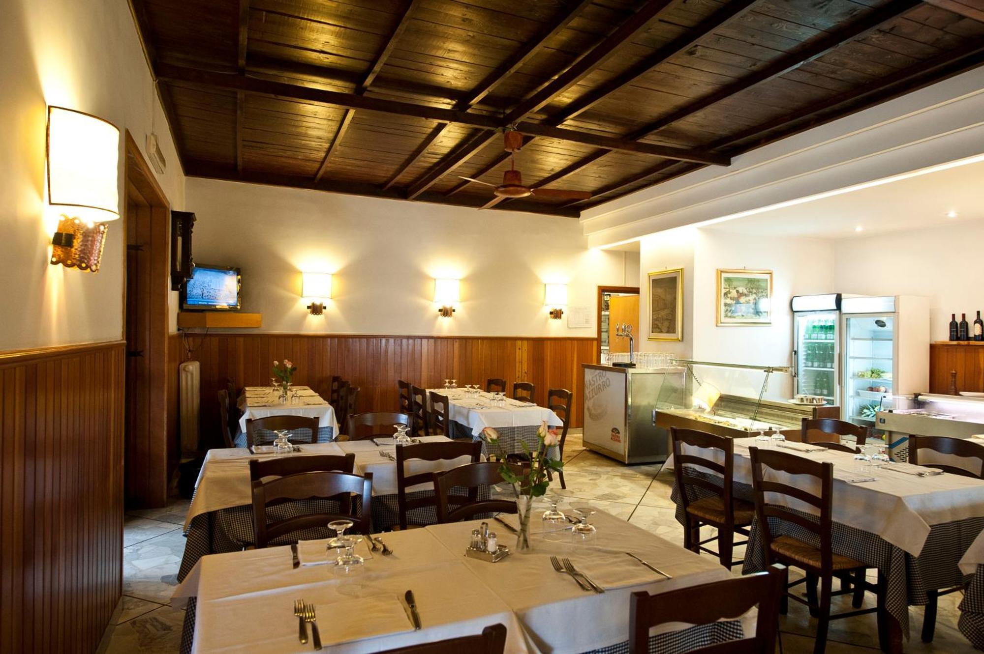 Hotel 4 Pini Rzym Zewnętrze zdjęcie