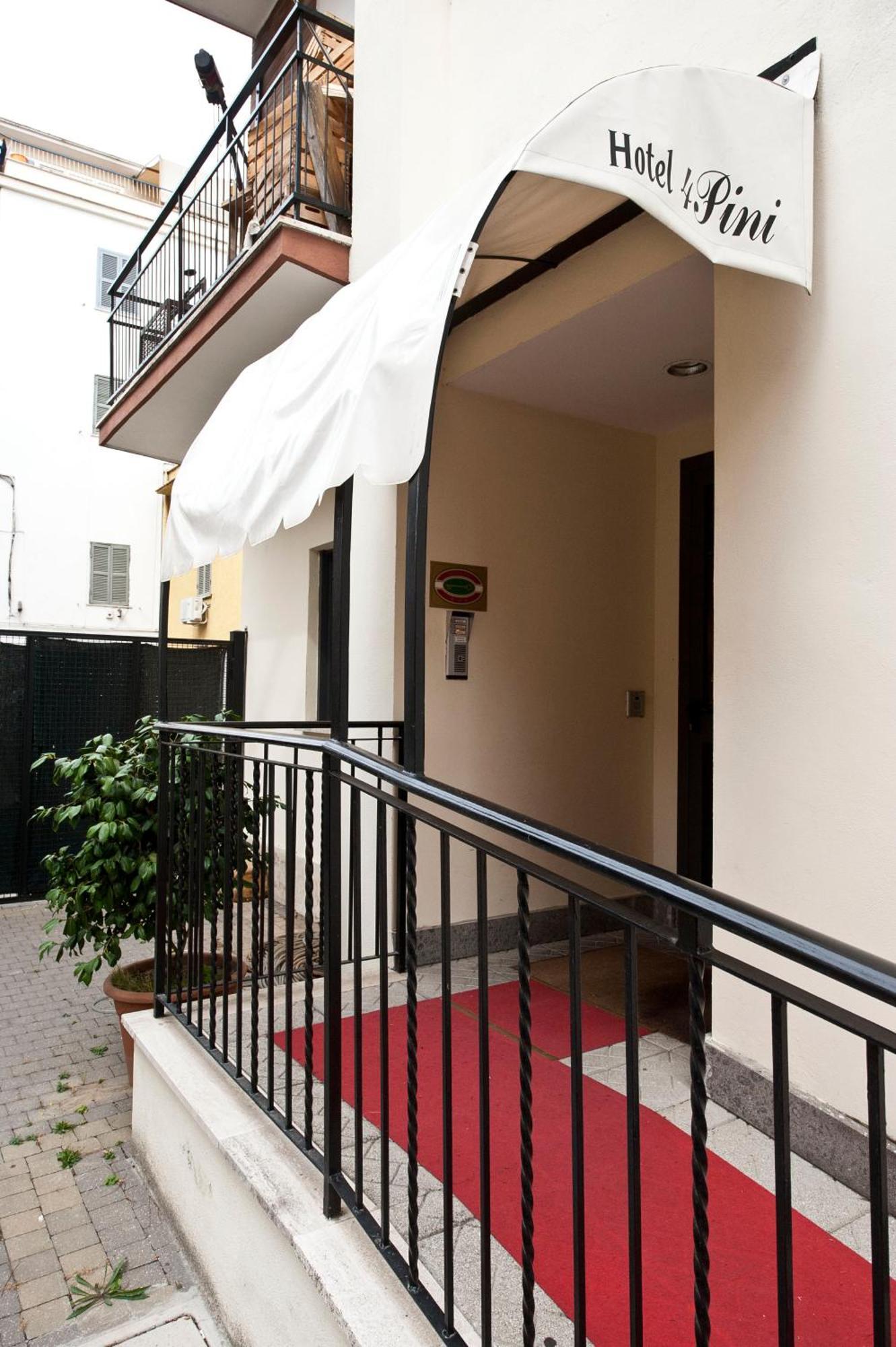 Hotel 4 Pini Rzym Zewnętrze zdjęcie
