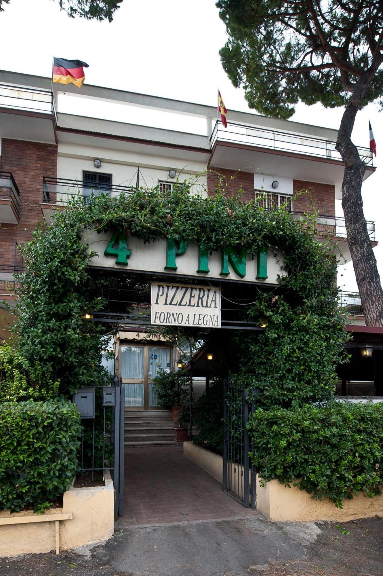 Hotel 4 Pini Rzym Zewnętrze zdjęcie